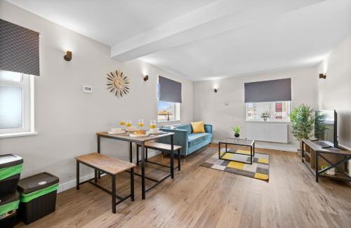 Plasnewydd Appartement | The Oasis Suite