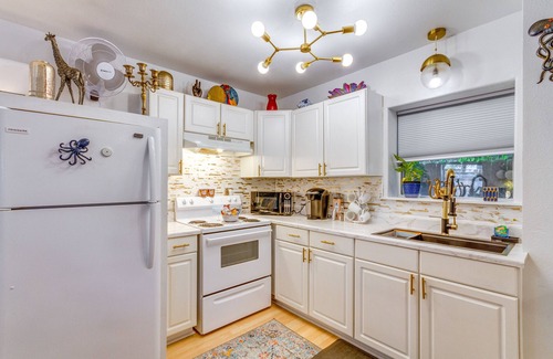 South Pensacola Maison | 'The Octopus House' in Pensacola Near Downtown!