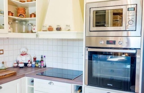 Sitia Maison | Fromagerie de luxe rénovée - 1BR, 1BA, AC, SAT TV