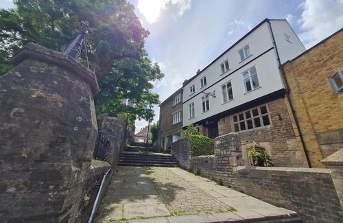 Frome Maison | The Old Church House top floor in private house central Frome
