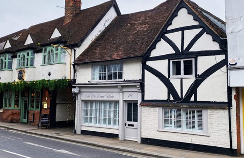 Henley-on-Thames Maison | The Old Coach House - From 500 Per Night