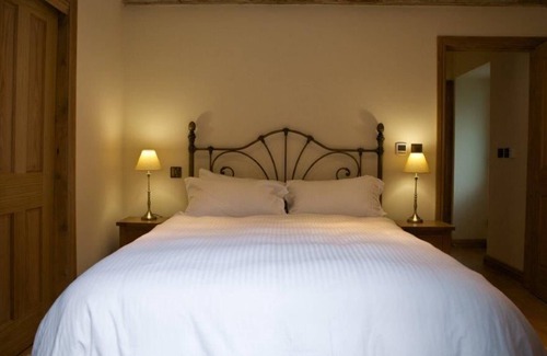 Patrick Cottage | The Old Coach House - a holiday cottage that sleeps 4 guests in 2 bedrooms
