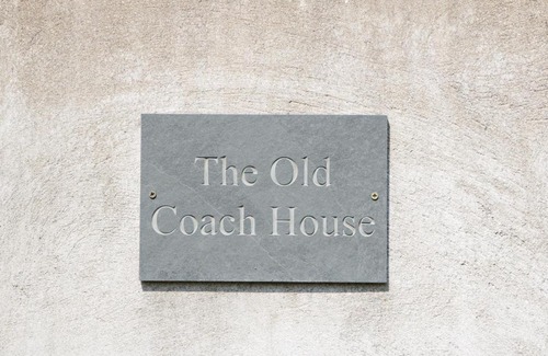 Radstock Maison | The Old Coach House