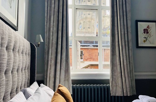 Warwick Town Centre Hôtel | The Old Coffee Tavern