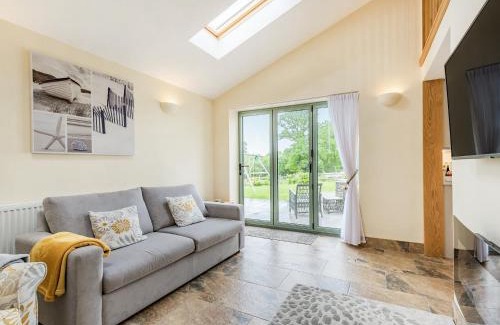 Cilcennin Maison | The Old Cow Shed At Ty Hir