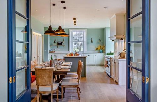 Hunspow Maison | The Old Mansion House