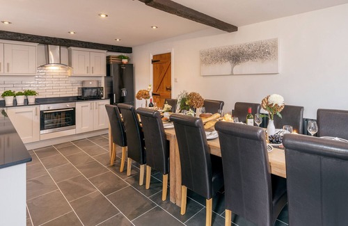 Ilton Cottage | Le vieux moulin, une belle grange convertie, utilisation du bain à remous inclus