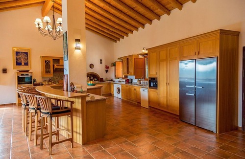 Jabugo Villa | The Old Mill Jabugo - Quatre Chambres Villa, Couchages 8