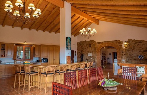 Jabugo Villa | The Old Mill Jabugo - Quatre Chambres Villa, Couchages 8