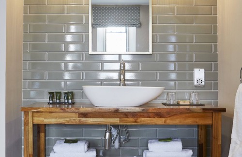 Bourton Hôtel | The Old New Inn