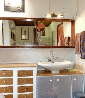 Aegae Cabine | The old olive mill house