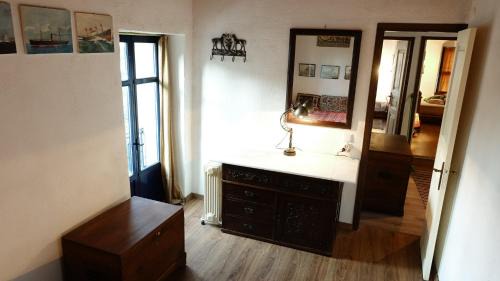 Aegae Cabine | The old olive mill house