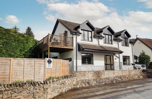Fearnan Maison | The Old Post Office On Loch Tay