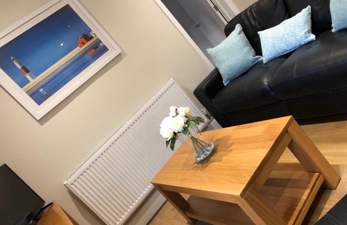 Thame Appartement | The Old Printworks - New Self Contained Apartment in the Heart of Thame - Magenta
