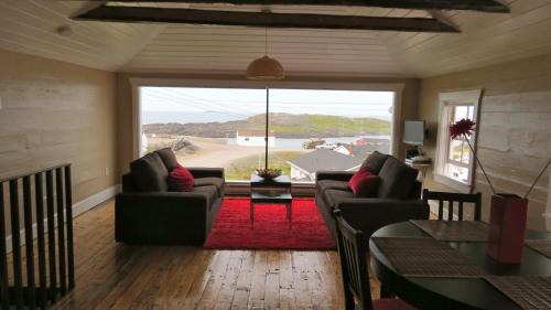 Fogo Maison | The Old Salt Box Co. - Mary's Place