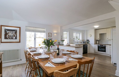 Longborough Maison | THE OLD SCHOOL HOUSE, pet friendly in Stow-On-The-Wold