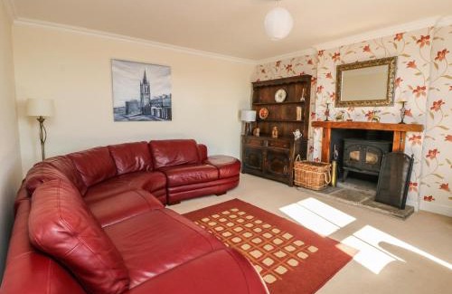 Montrose Maison | The Old Schoolhouse