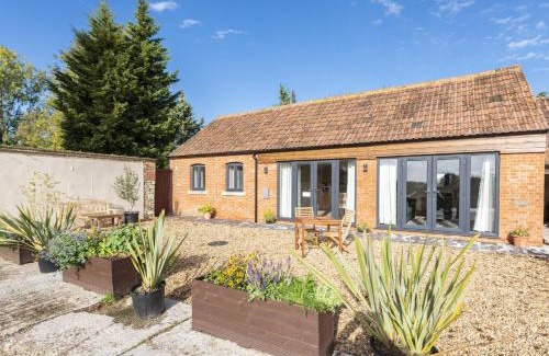 Whaddon Maison | The Old Stables at Bradley's Farm