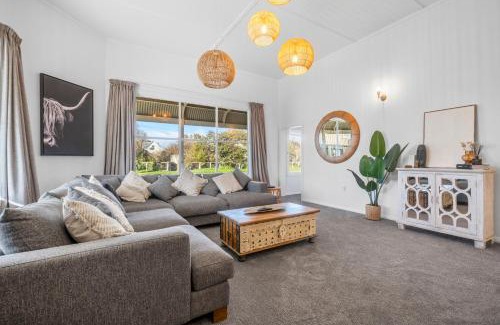 Martinborough Maison | The Olive Corner- Martinborough Holiday Home