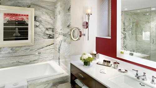 St. Lawrence Hôtel | The Omni King Edward Hotel