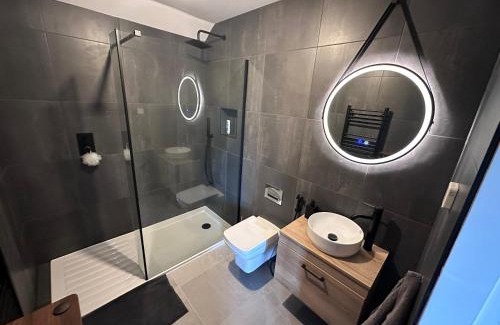 Rosebank Maison | The Orchard Suite