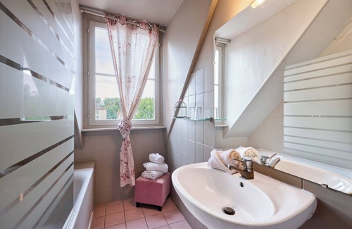 Montbeliard Hôtel | The Originals Boutique, Hôtel de la Balance, Montbéliard