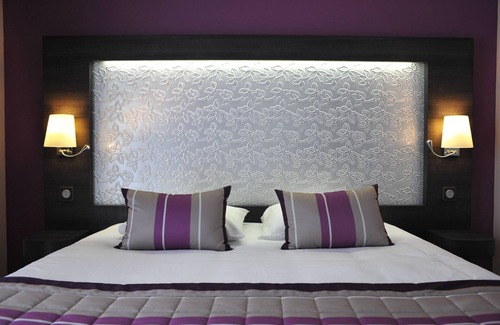 Saint-Brice-en-Cogles Hôtel | The Originals Boutique, Hôtel Le Lion d'Or