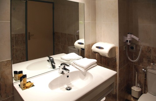 Paray-le-Monial Hôtel | The Originals City, Hotel Paray-Le-Monial