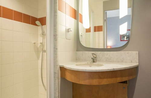 Bourges Hôtel | The Originals City, Hôtel Le Berry, Bourges