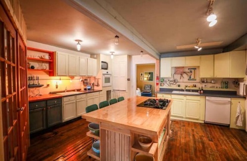 NoDo District Maison | The Ostie - Eclectic Artist's Loft - 5,000 SF