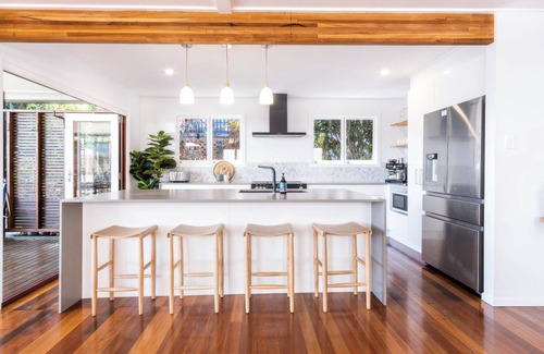 Moffat Beach Maison | 'The Otto' At Moffat Beach