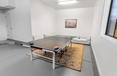 Greenehaven Maison | The Overlook - Amazing Views Hot Tub & Game Room