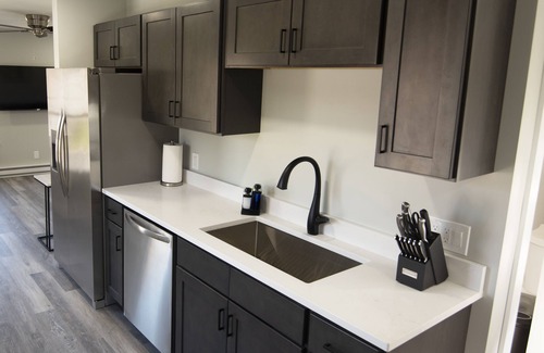 Burdett Appartement | The Overlook at Burdett Falls