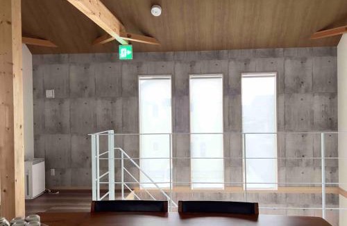 Inzai Maison | The Owl フクロウ
