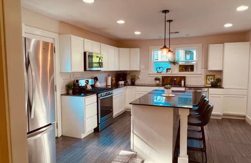 Helm Farm Maison | The Oxford Tolkien Uptown OKC - Beautiful Home and Updated Kitchen