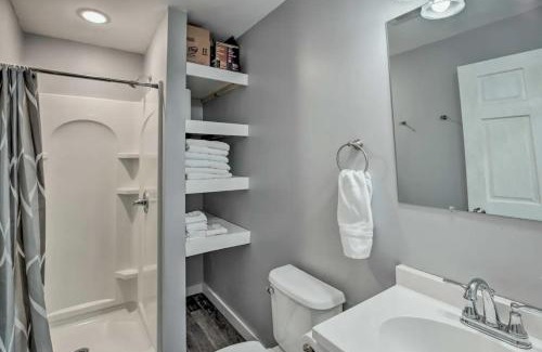 Albert Lea Appartement | The Pad-Spacious King apartment on main level