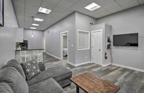 Albert Lea Appartement | The Pad-Spacious King apartment on main level