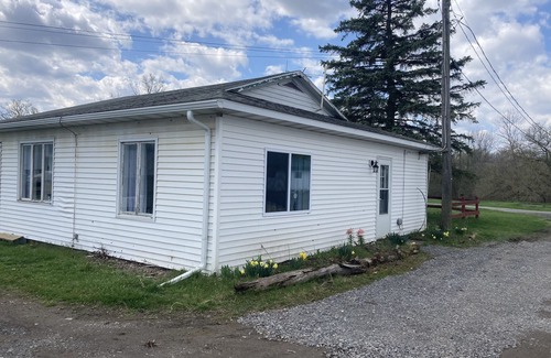 Geneseo Maison | The Painted Pony Cottage at LegUp Stables. Vacation with a Horse!