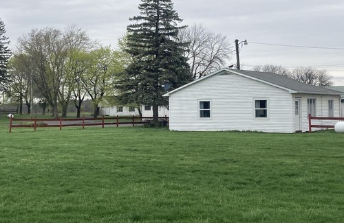 Geneseo Maison | The Painted Pony Cottage at LegUp Stables. Vacation with a Horse!