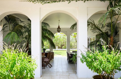 Ewingsdale Maison | The Palace on Magnolia Byron Bay