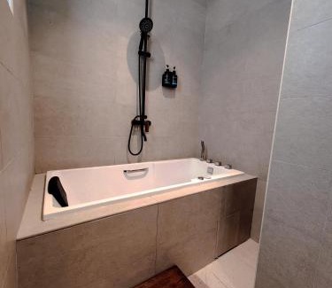 Seri Tanjung Pinang Hôtel | The Palm Suite Tanjung Tokong