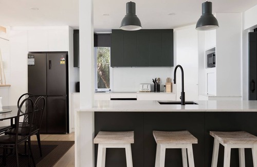 Corlette Maison | The Palms- 9 Pantowora St, Corlette