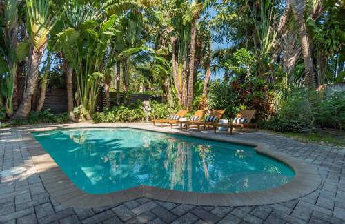 Flamingo Parks Maison | The Palms Cottage Private Pool, Downtown, Beach, CityPlace