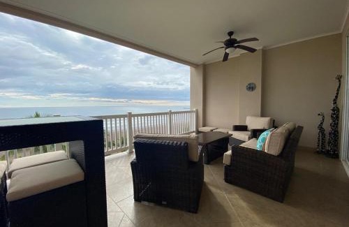 Barrio Los Villalobos Appartement | The Palms Oceanfront Condo 604