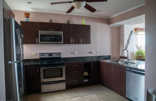 Barrio Los Villalobos Appartement | The Palms Oceanfront Condo 604
