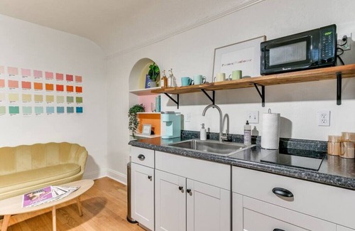 Lincoln Terrace Appartement | "The Pantone Penthouse" - 1B/1B