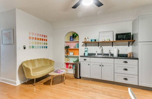 Lincoln Terrace Appartement | "The Pantone Penthouse" - 1B/1B