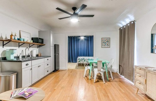 Lincoln Terrace Appartement | "The Pantone Penthouse" - 1B/1B