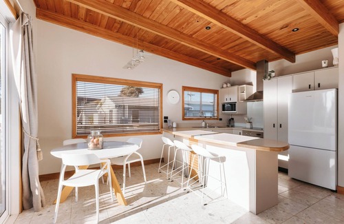 Papamoa Beach Maison | The Papamoa Pad ~ Papamoa - Beyonder Holiday Homes
