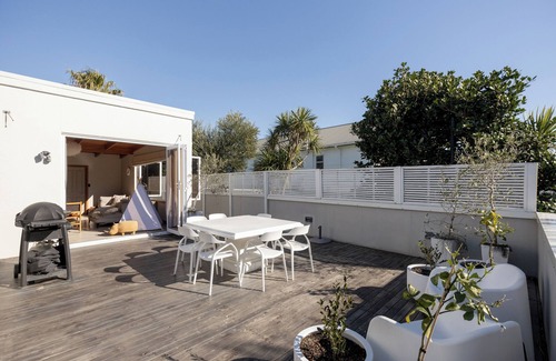 Papamoa Beach Maison | The Papamoa Pad ~ Papamoa - Beyonder Holiday Homes